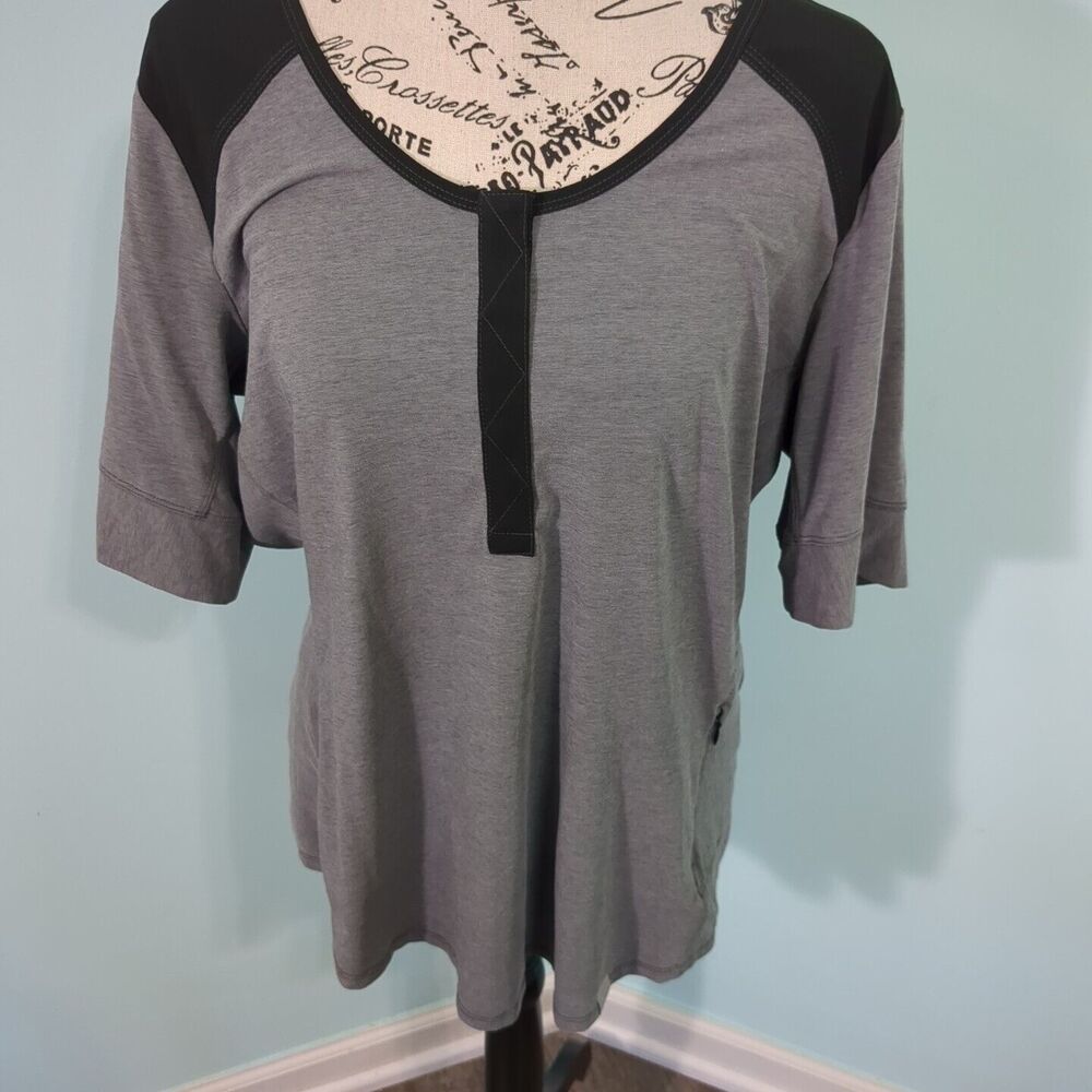 Gray and Black Women's Top
